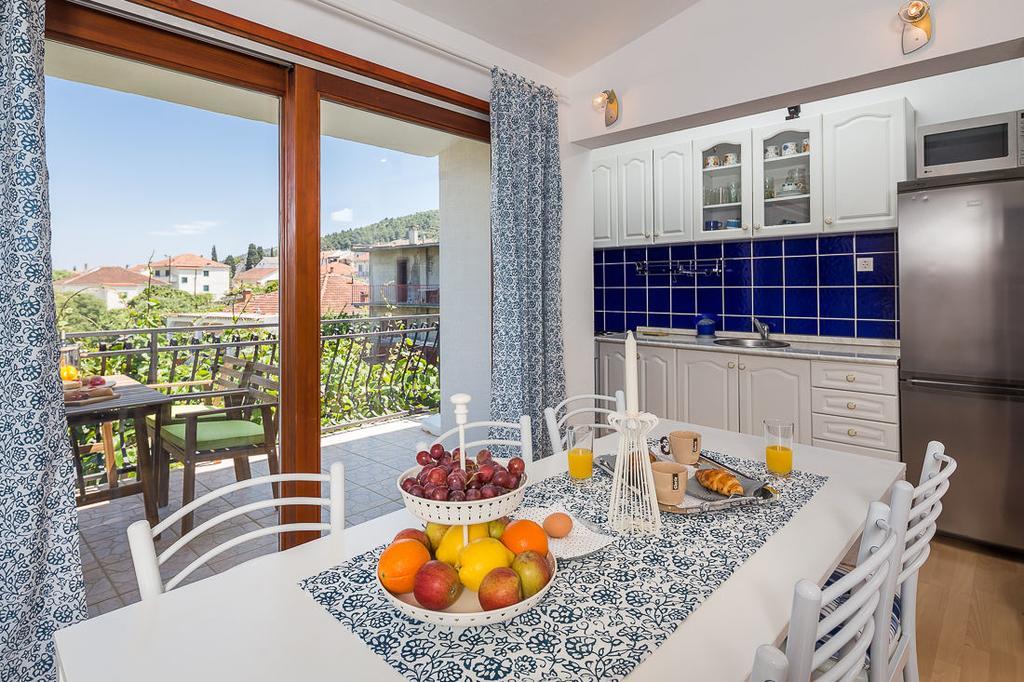 Apartments Beata Марина Стая снимка